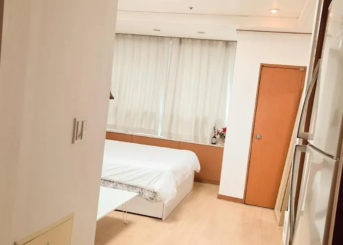 Sinsa Garosugil Cute House Appartement *